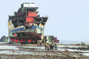 alang yard ship breaking bhavnagar year scrapping success break record deshgujarat amends excise dept norms seeks duty highest vessels arrival