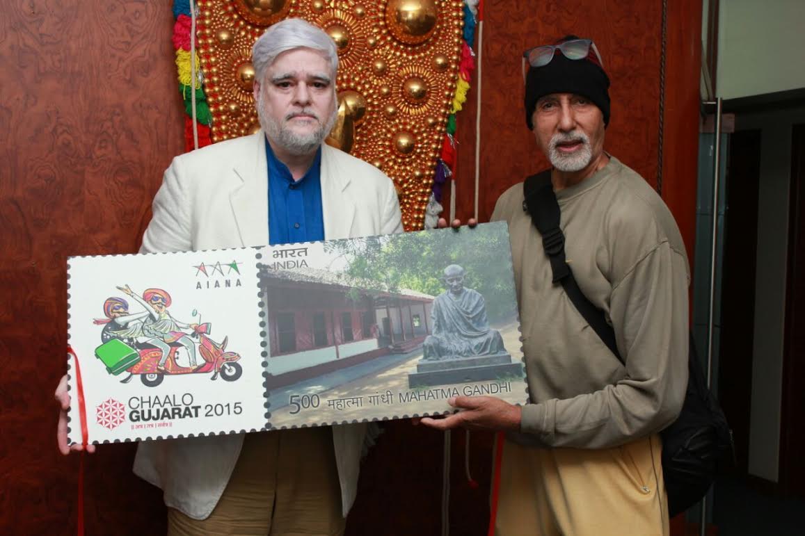 Amitabh Bachchan unveils ‘Chaalo Gujarat 2015’ postage stamp
