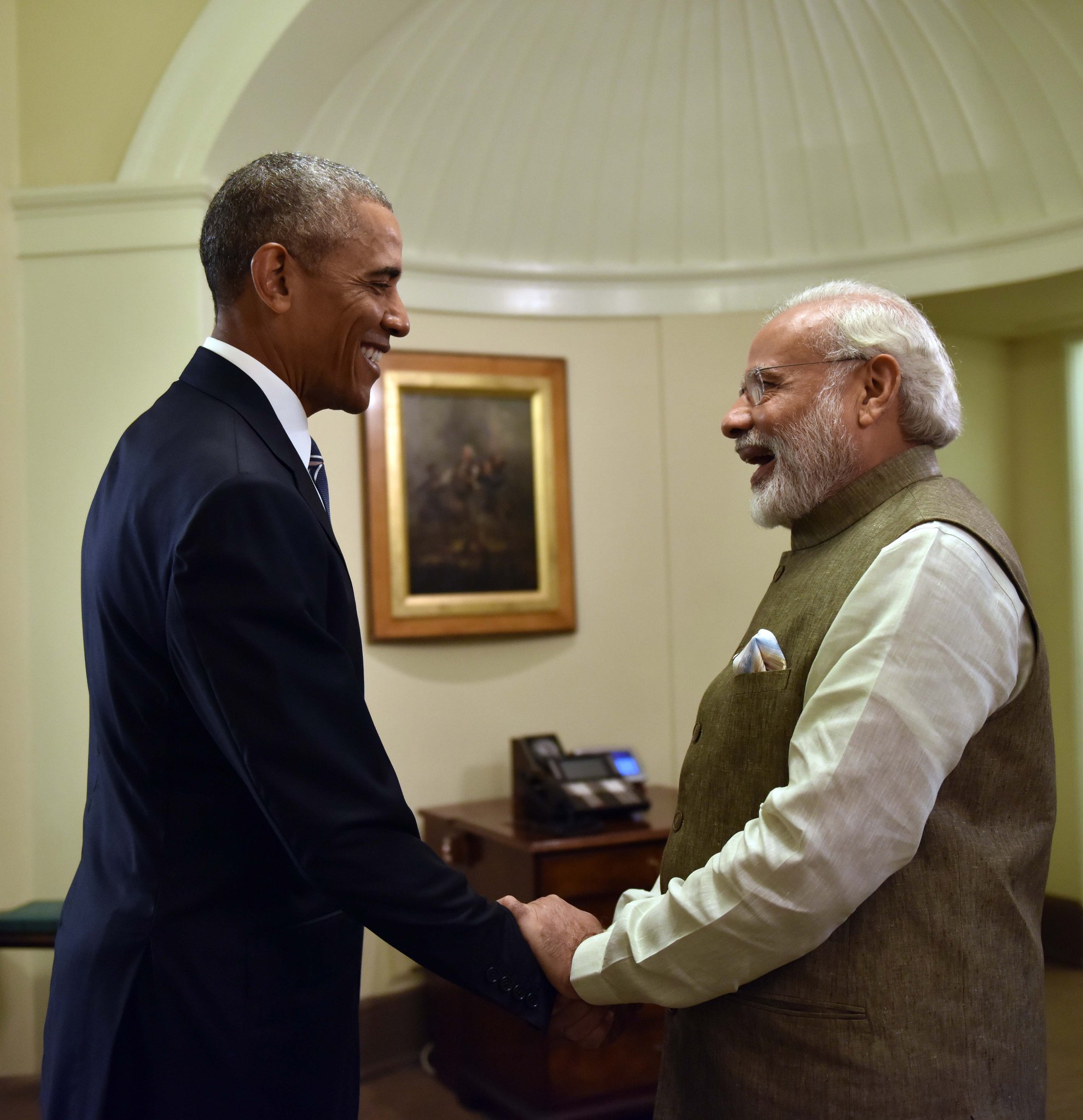 Obama signs $ 618 billion defense bill; boosts security coop with India