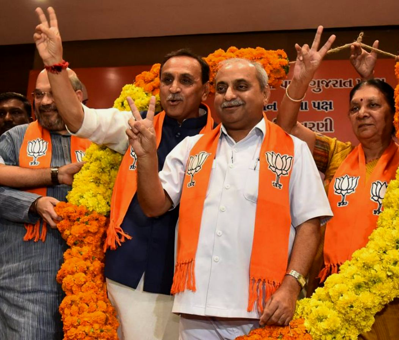 Vijay Rupani and Nitin Patel to continue as CM and Dy CM of Gujarat