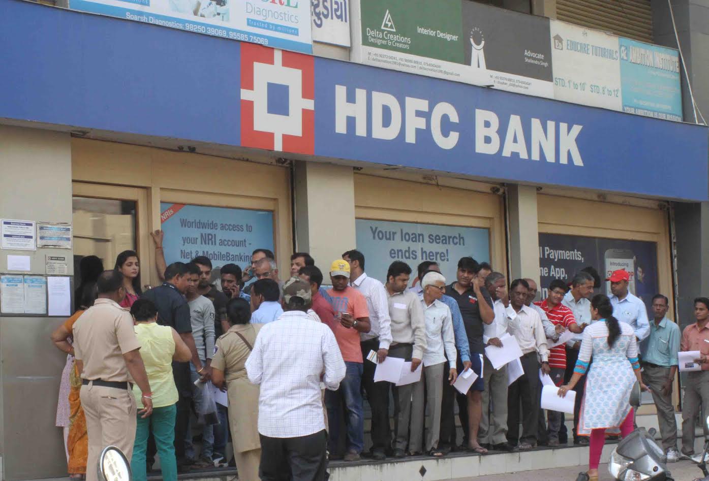 Banking hours for customers curtailed across Gujarat till April 30