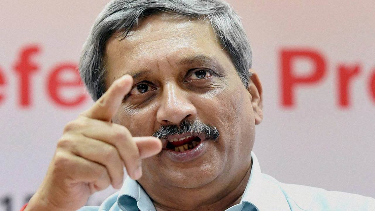 Don’t use visit to ailing person to feed political opportunism: Manohar Parrikar to Rahul
