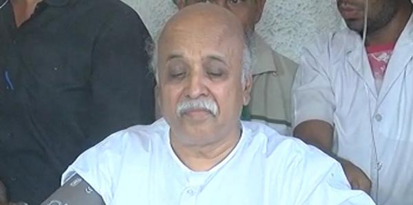 Another jolt to Togadia, Gujarat Charity Commissioner cancels registration of controversial VHP (Uttar Gujarat Prant) Trust