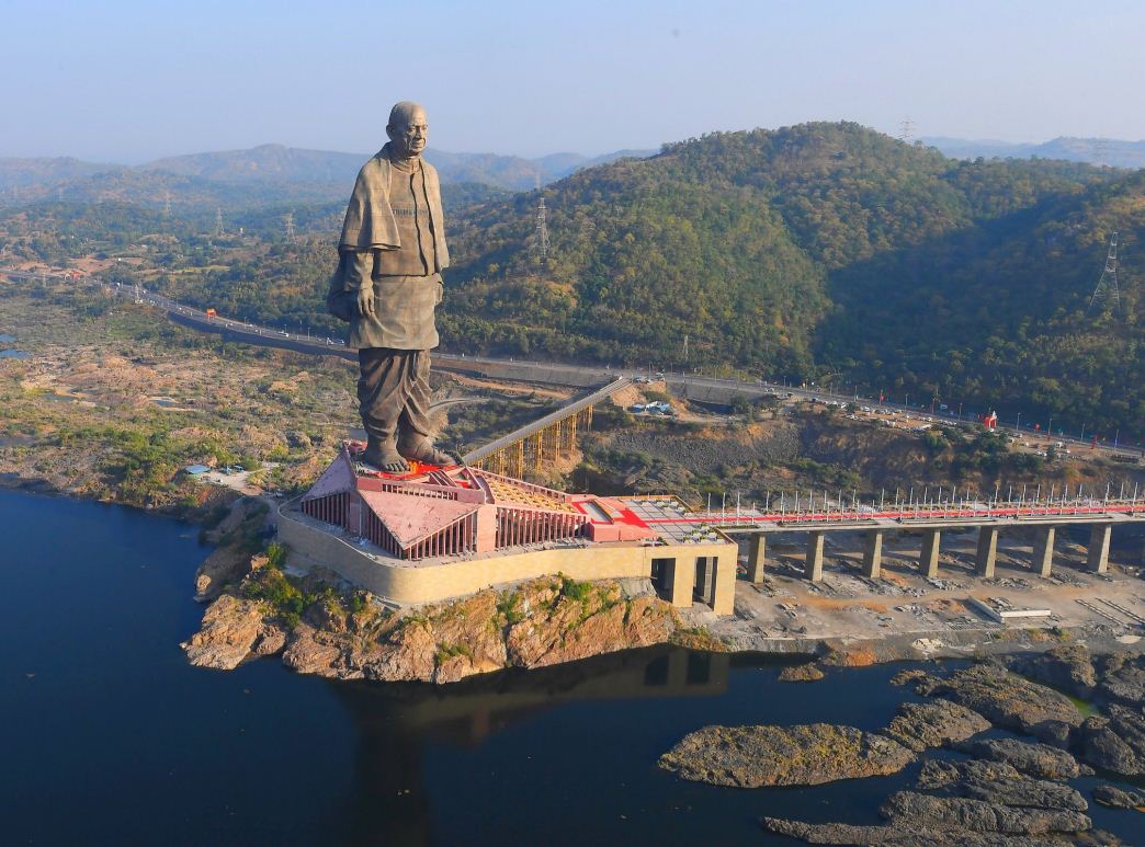 Villagers hold meeting to oppose airport project near Statue of Unity